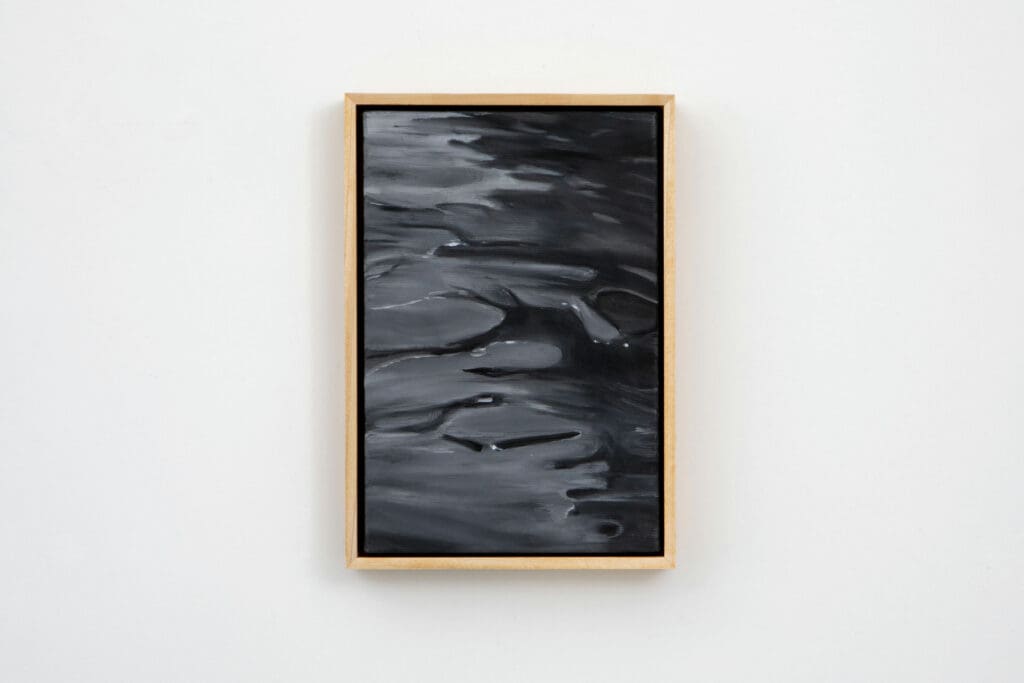 The lovers (dark sea)